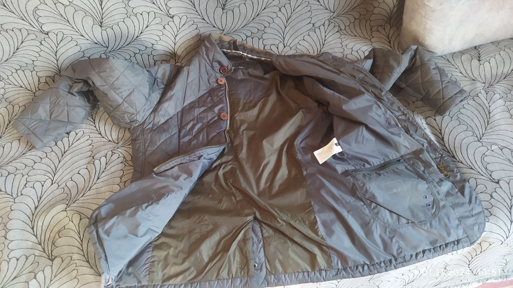 Срочно продам мужское куртку