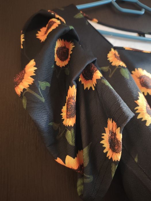 Bluză mâneci scurte bufante imprimeu floarea soarelui