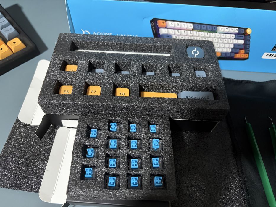 Tastatura mecanica AQIRYS Libertas