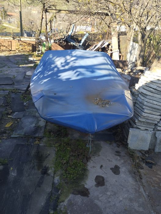 Моторна лодка 4.20м