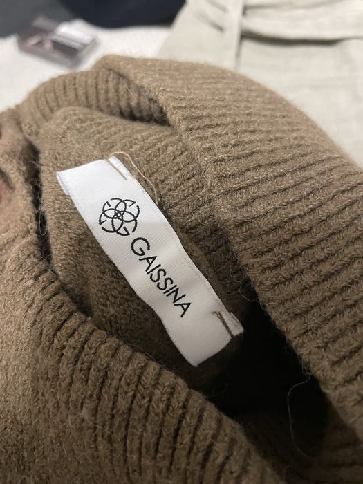 Полный лук: свитер+юбка