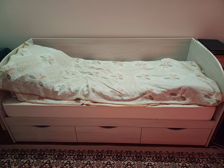 Кровать для взрослого