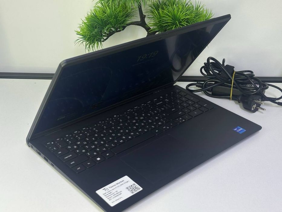 Ноутбук Dell Vostro Intel Core i7-1355U
