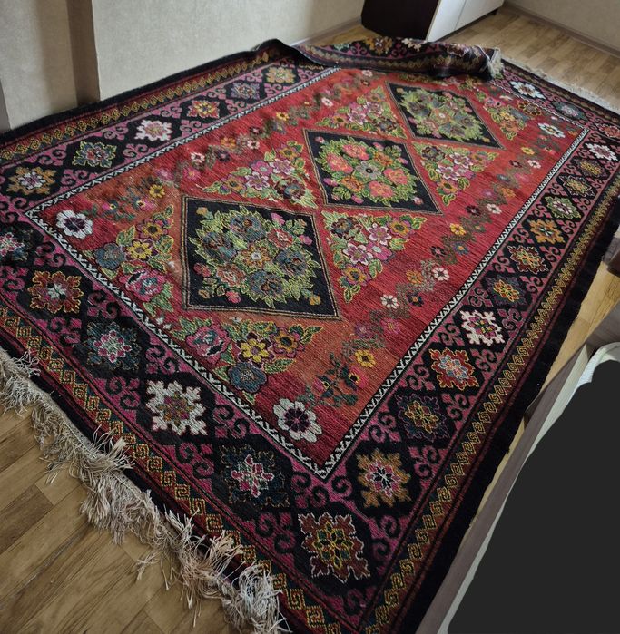 Ковер ручной работы