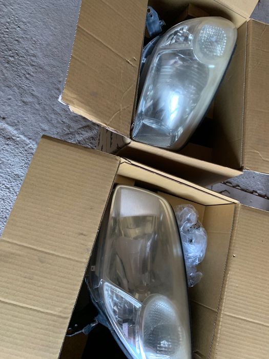 Тойота рав4 фарове