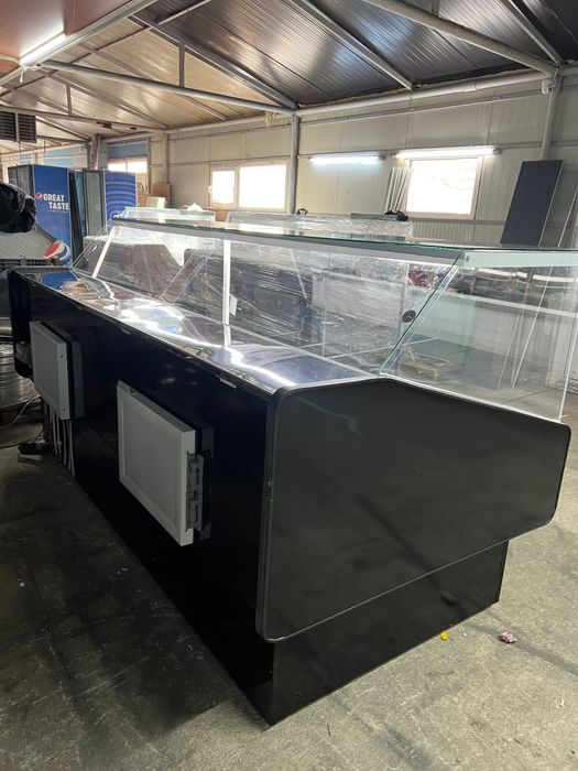 Vitrina frigorifica pentru produse proasptete