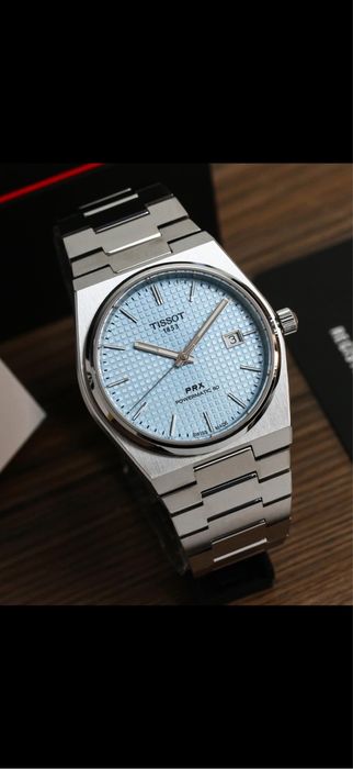 Срочно продается новые часы Tissot PRX Powermatic 80 Ice Blue 40mm