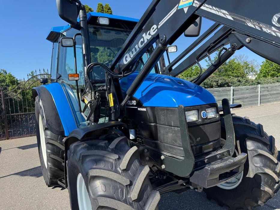 Tractor marca New Holland