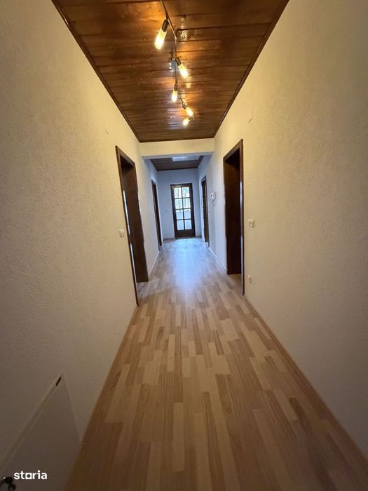 Casa individuala,situata in zona strada Crinilor
