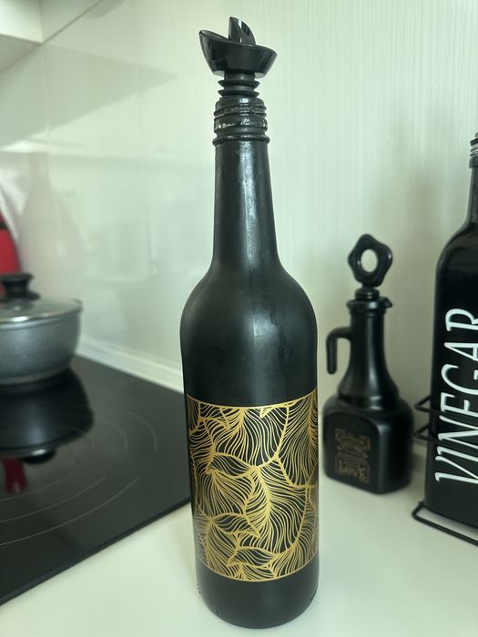 Интерьерная бутылка для масла