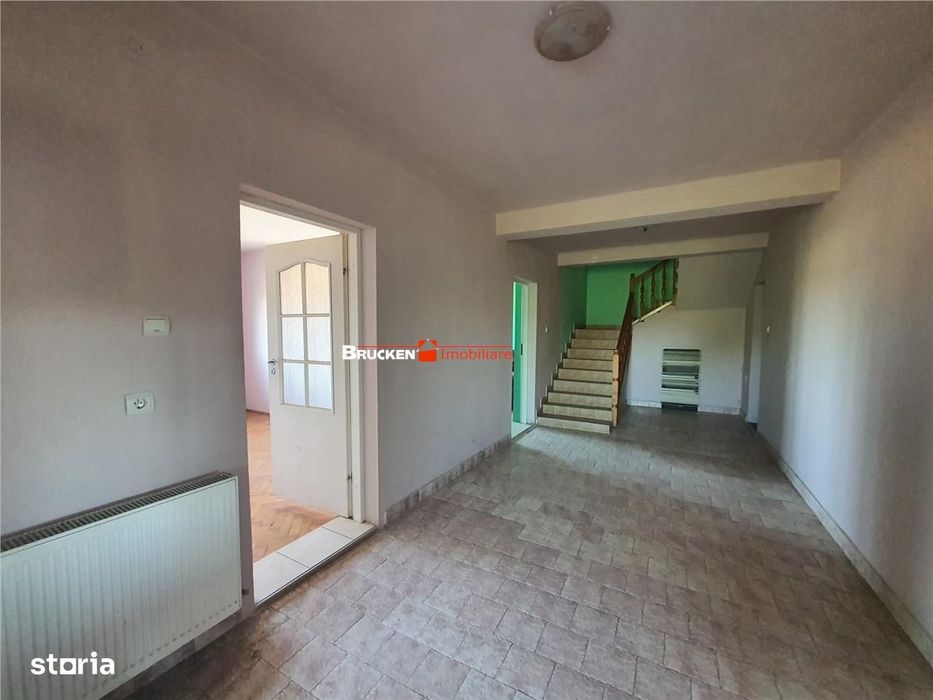 Casa de vanzare in Chiribis