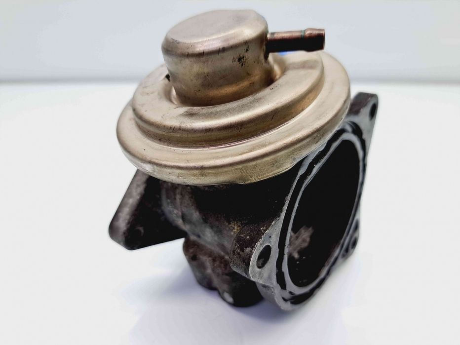 Supapa EGR Volkswagen Golf 5 (1K1) [Fabr 2004-2008] 038131501AN 1.9 TD