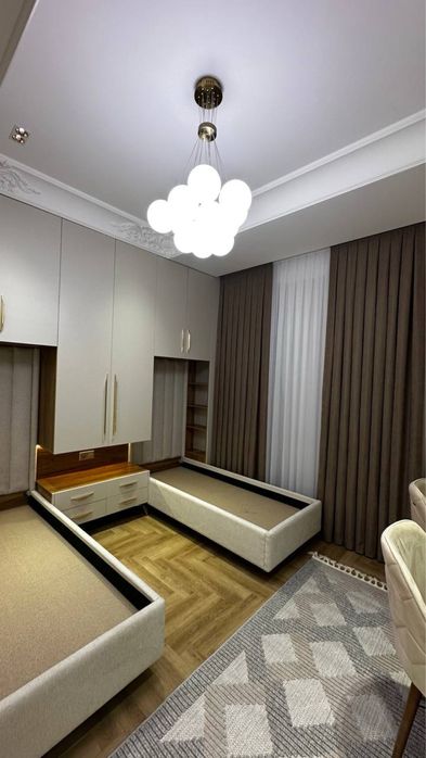 новостройка 3/4/10 жк Барокко ориентир финан.институт