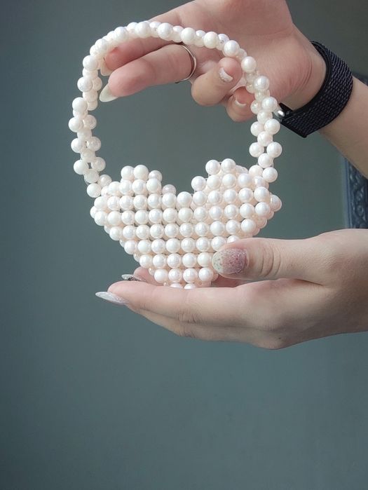 Мини сумочки, 4 сумочки и в подарок маленький брелок в виде сумочки.