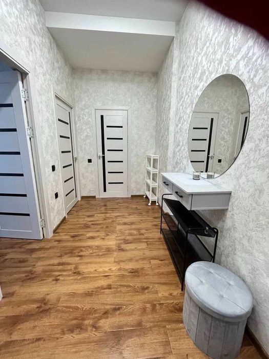 Солярис Новостройка Площ-50m2 2/3/9 Шота Руставели Идеально для Аренда