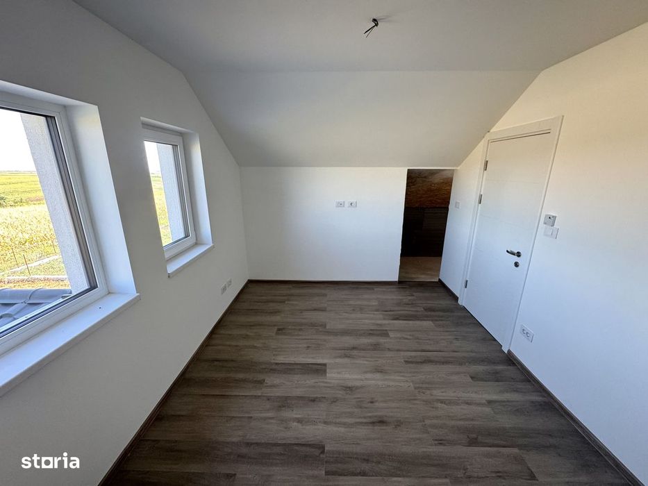 750 mp teren! 5 camere! Incalzire in pardoseala! Casa Aroneanu