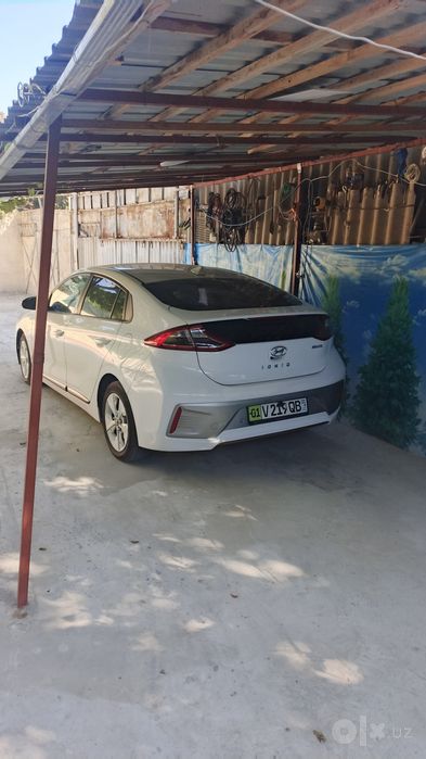Продам электроавтомобиль Hyundai ioniq