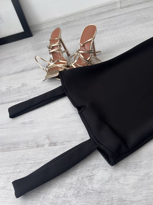 Rochie neagra , S/36 , lungime medie