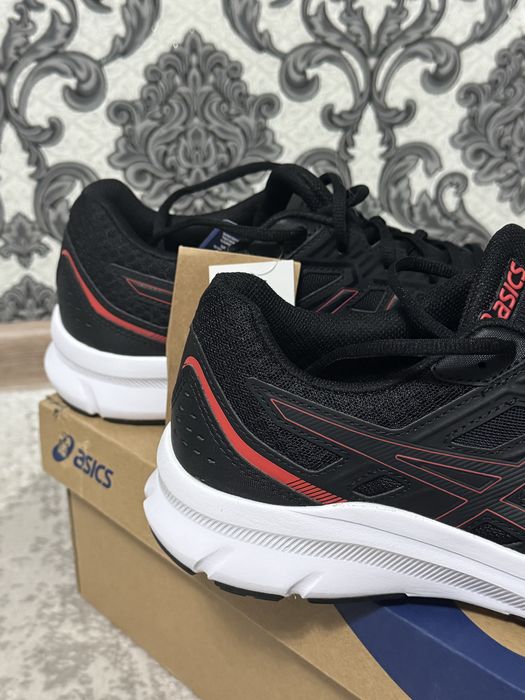 asics кроссовки новые