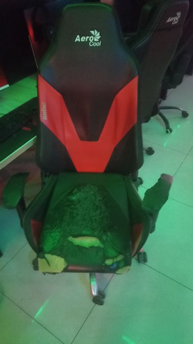 Igravoy Kreslo sotiladi 10 ta