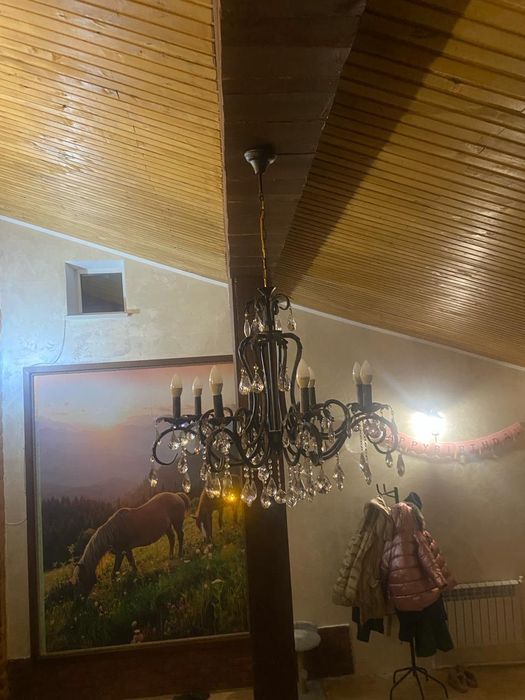 Продам хрустальную люстру