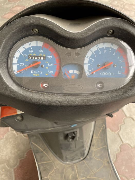 Мопед в хорошем состоянии