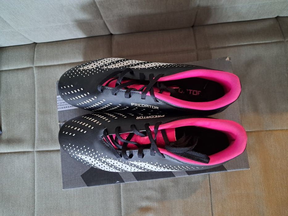 Бутонки Adidas Predator