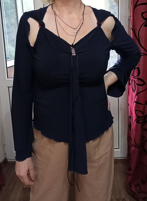 Продам женские платья