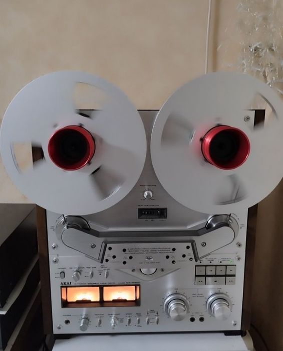 Магнитофон AKAI 635GX