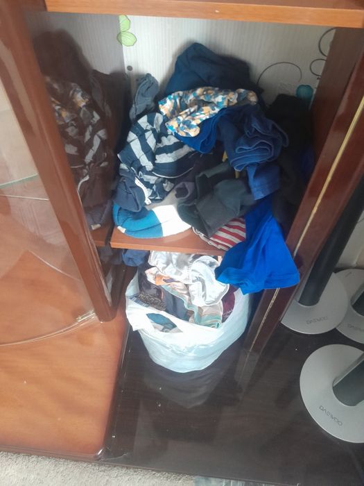 Отдам вещи на мальчика