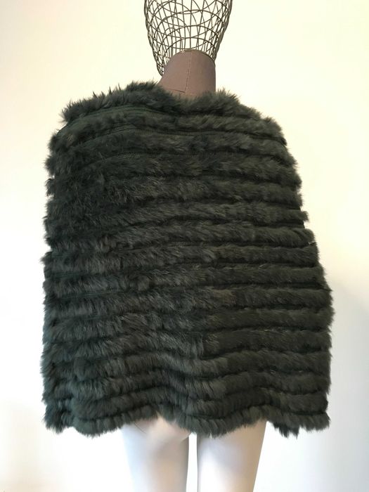 MARELLA пончо с косъм заек М