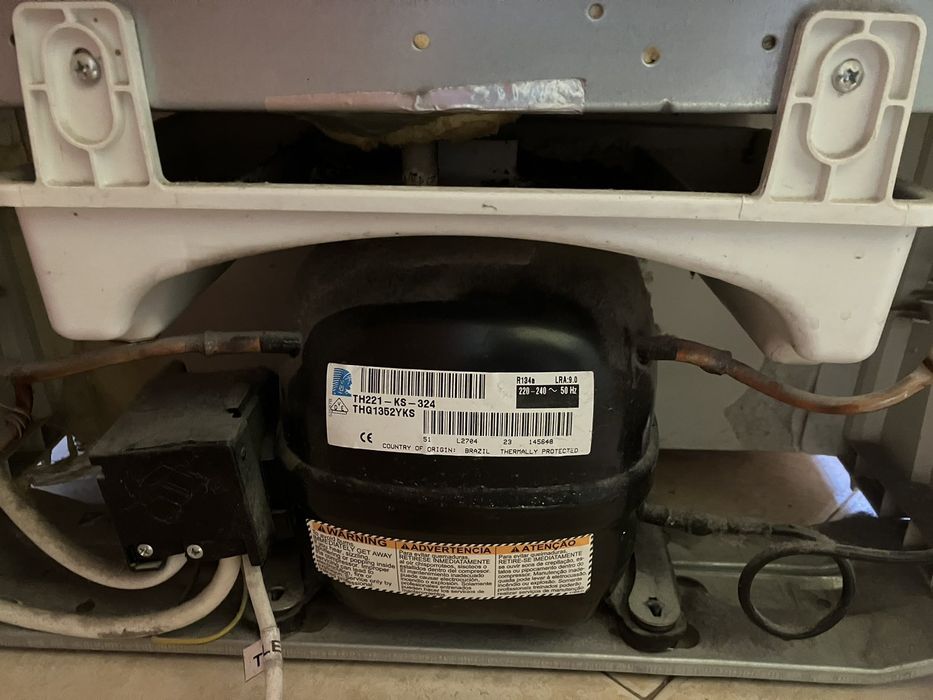 Продавам хладилник