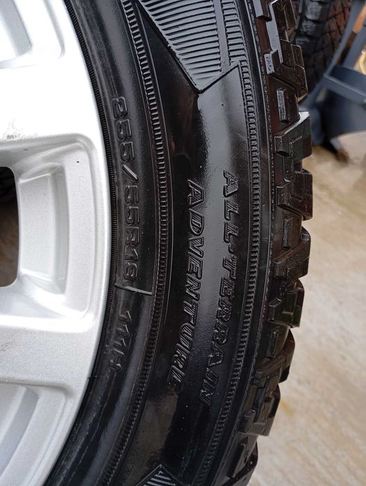 Vând roti complete pe 19 și pe 16 pentru VW Amarok