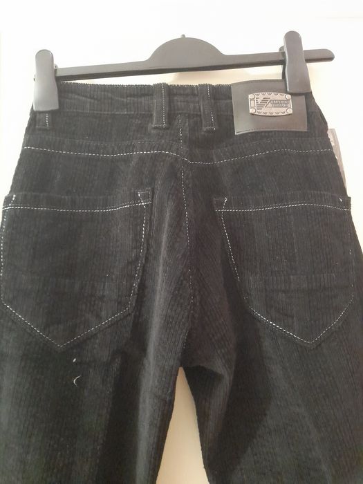 Rsiat negru Armani, nou, cu etichetă,  mărimea 29chetă,  mărimea 29