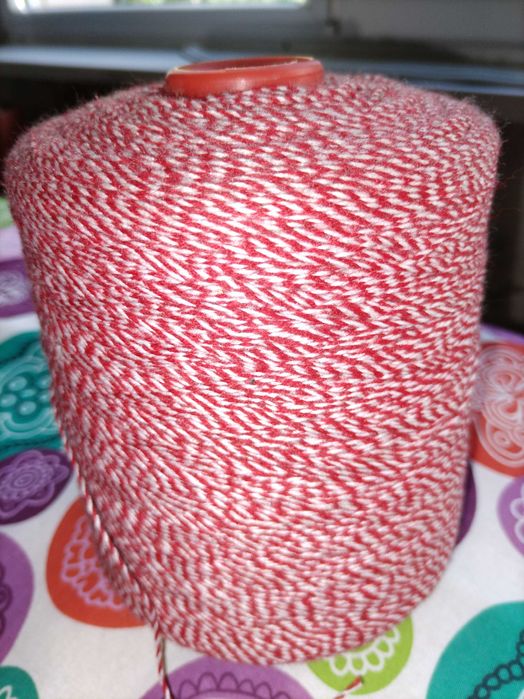 Продавам мартеници