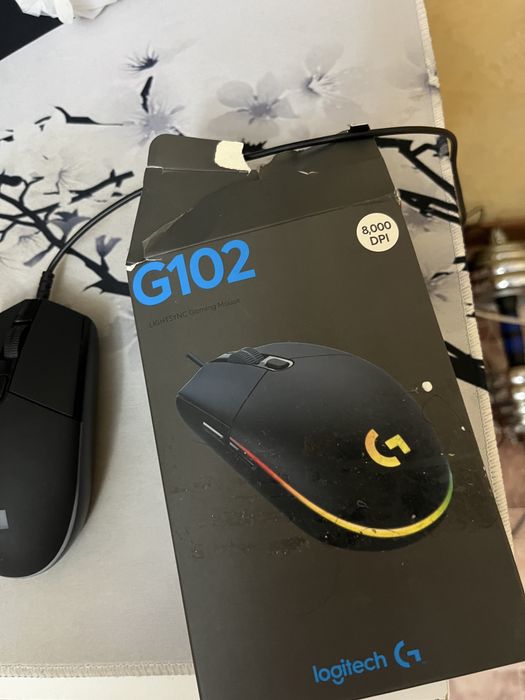 Игровая мышка Logitech g102