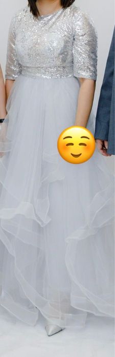 Платье красивое, модное, современное