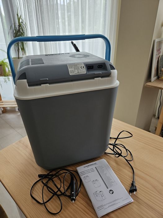 Електрическа хладилна чанта CAMPINGAZ Cooler Powerbox 12/230V, 28 литра