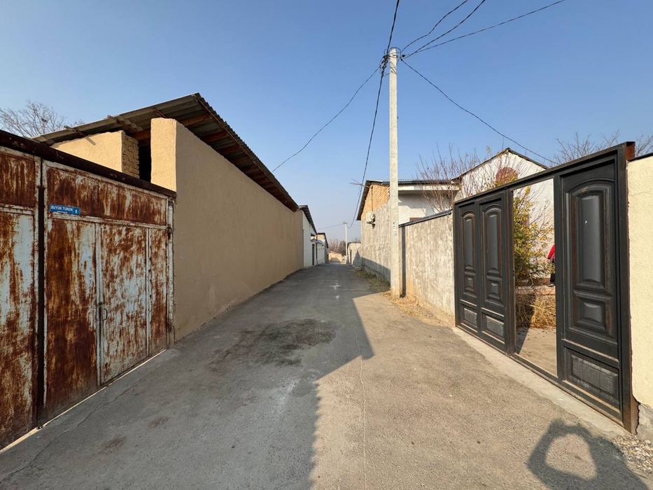 Ховли_ сотилади яшалмаган 2 булиб тулашгаям булади колганини 1 йилда