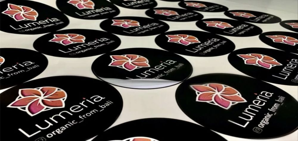 Печать этикеток / стикеры / этикетки / наклейки / контурная резка /