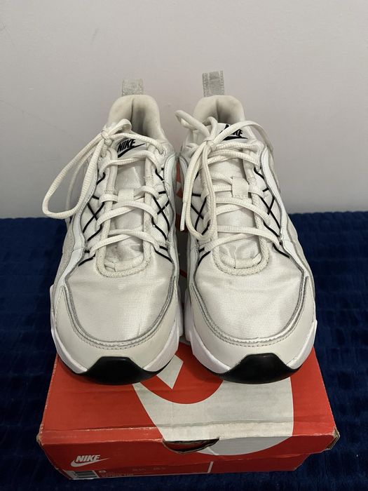 Adidasi nike ryz