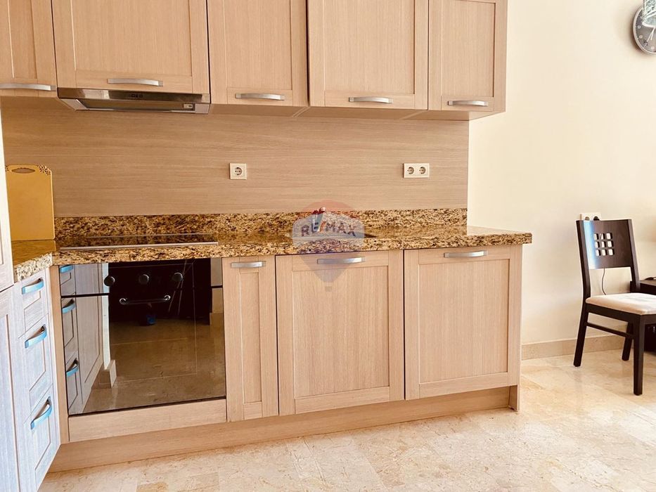 Продава се Тристаен апартамент в с. Кранево, Област Добрич - 76 кв.м за 1025 €/кв.м - Снимка #4