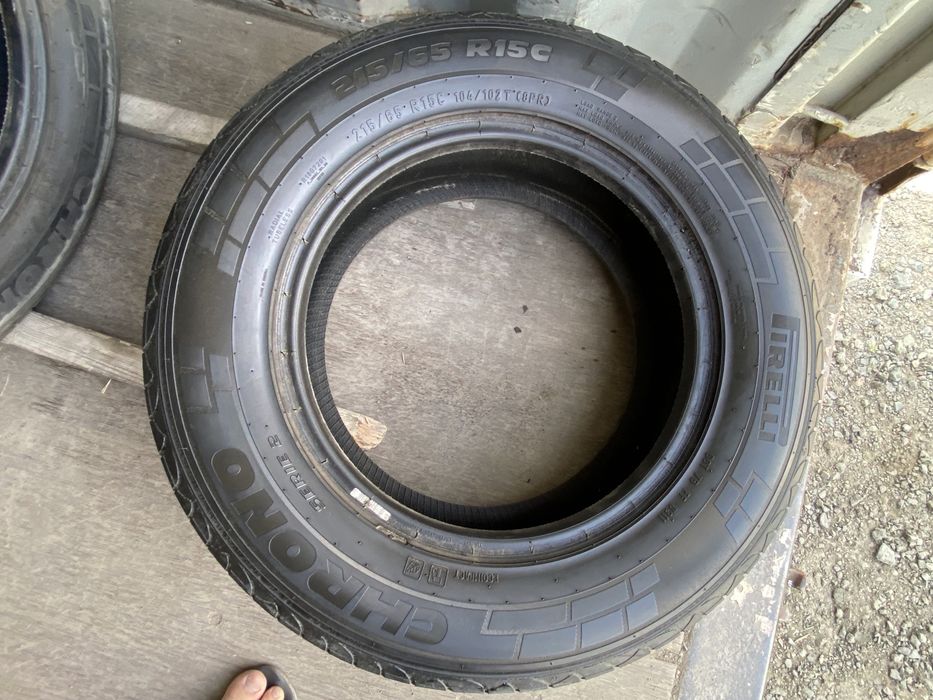 Шины Pirelli 215/65/15  2 шины