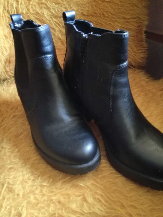 Евтини обувки