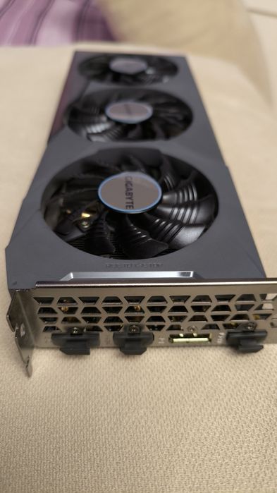 Видеокарта GIGABYTE EAGLE GeForce RTX 3060 Ti OC, D6X, 8G