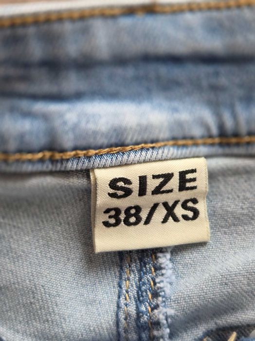 Топ,тенвска,къси дънки