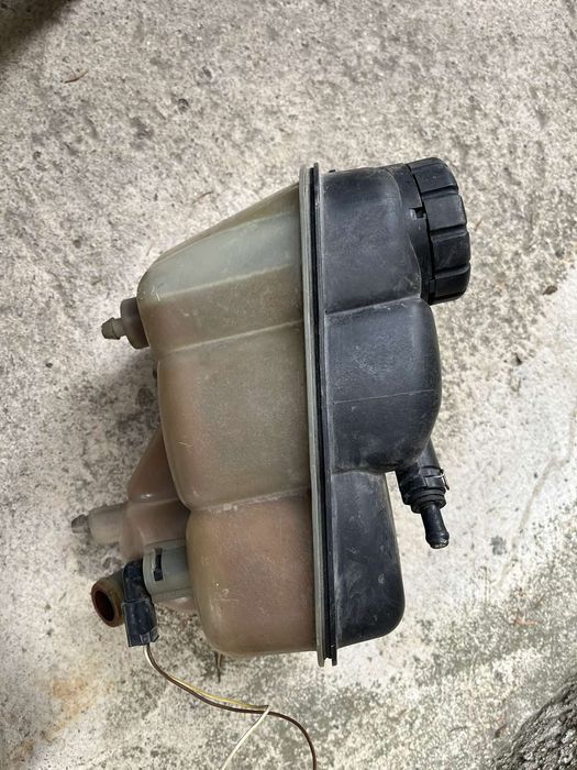 Казанче за вода за Мерцедес W211