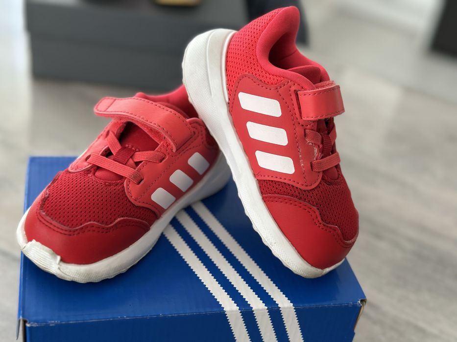 Детски Оригинални маратонки “Adidas”