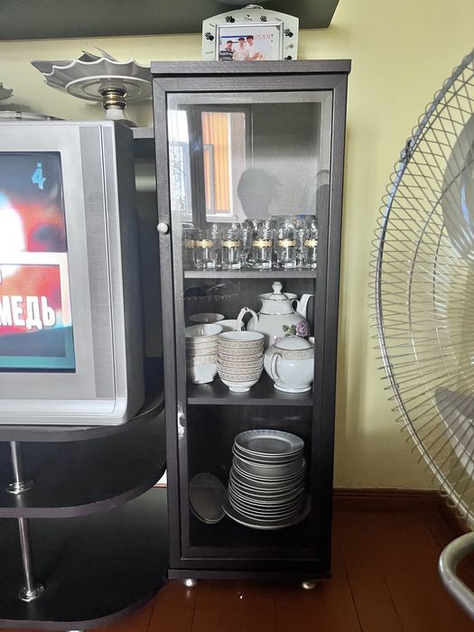 Продаётся стенка гостиная