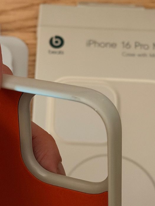Vand Husa MagSafe pentru Apple iPhone 16 Pro Max, Beats, Bej MCFR4LL/A